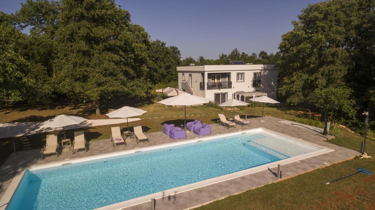 Luxury Villa Cetiri Hrasta Pićan Exteriér fotografie